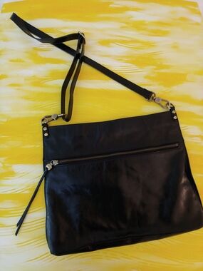 Hobo Classic Black Leather Crossbody Bag with Front Zip